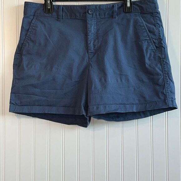 Eddie Bauer Flat Front Blue Bermuda Shorts With Side Slat Pockets Size 12 - Picture 1 of 10